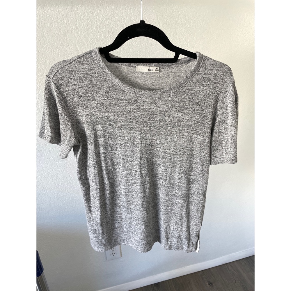 Aritzia Wilfred Free t shirt heather gray XS